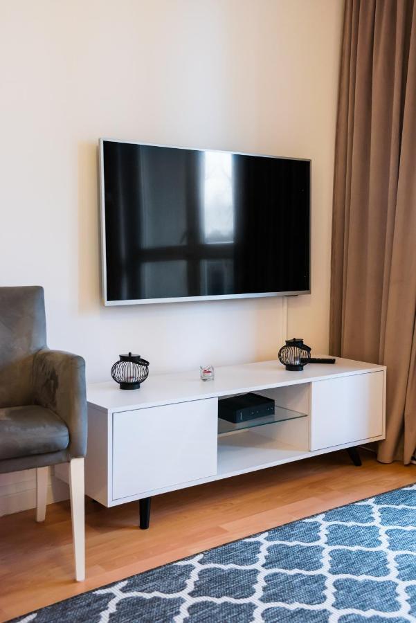 Metro Kondratowicza Velvet Apartment Varsovia Exterior foto